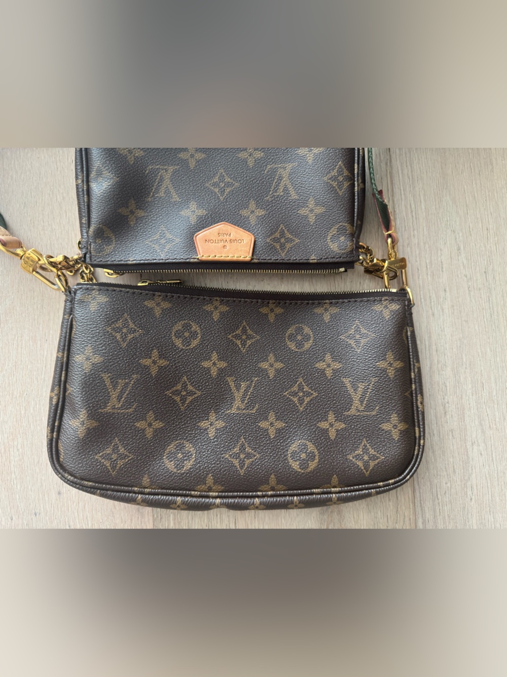 Louis Vuitton Monogram Multi-Pochette Accessoires in Brown with Green Strap - Picture 2 of 10